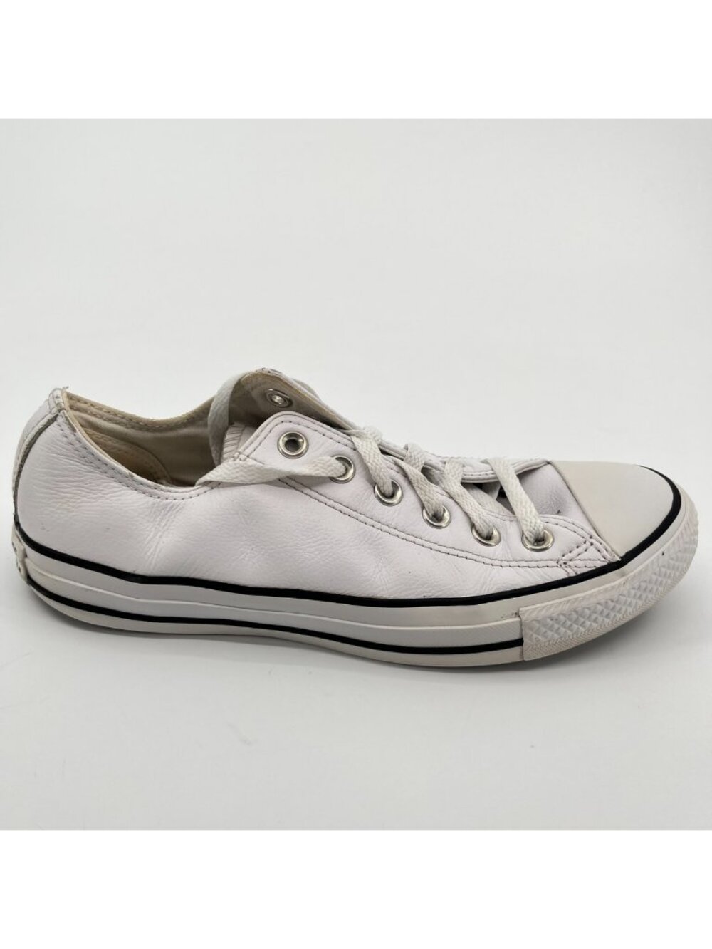 Converse Chuck Taylor All Star Low Womens Size 8 White Athletic Shoes Sneakers
